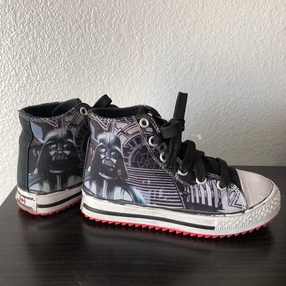 Star Wars Darth Vader Toddler shoes size 11